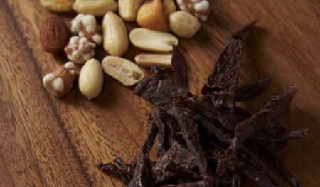 ◆超希少! 北海道ヒグマジャーキー&エゾシカジャーキー各1点セット