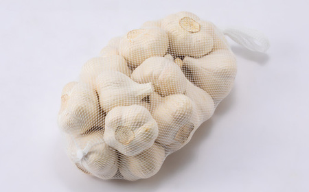 青森県産ホワイト六片種にんにく 1kg 中・小玉 (贈答用)【1656878】