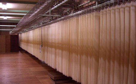 【みうら食品】やっぱり旨い油そば 20食入 F2Y-5576