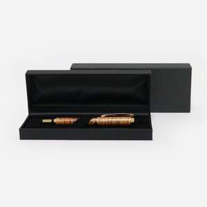 【ハンドメイド】栃の木「手作り万年筆」(栃の杢・漆仕上)【1568936】