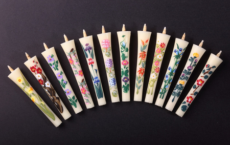手描き四季の花ろうそく12本入【カーボン・オフセット対象】