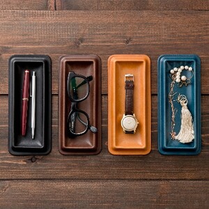 colm レザートレイ　Mサイズ　キャメル　「立体成型で作った本革製トレイ」_雑貨   _【1233165】