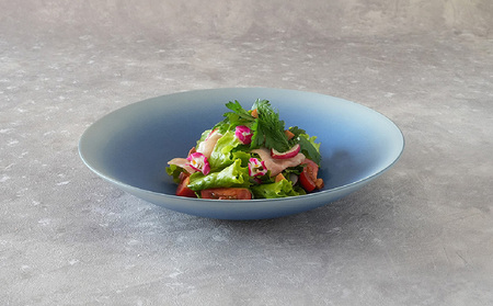 深皿Φ220　青白 常滑焼 陶器 皿 日本製 手作り おしゃれ シンプル ボウル やきもの マット 食器 サラダボウル サラダ皿 カレー皿 おもてなし ギフト プレゼント 贈り物 結婚祝い 和食器 料理 キッチン用品 飾り台 日本六古窯 焼き物 電子レンジ可 食洗機可