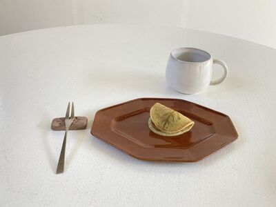 常滑焼 箸置き　ショートブレッド2個セット お箸置き お箸 箸 かわいい 可愛い キュート 写真映え SNS映え 陶器 陶器製 伝統工芸 伝統工芸品 セット 2個セット ショートブレッド ショートブレッド型 TOKONAMESTORE 山源陶苑 愛知県 常滑市