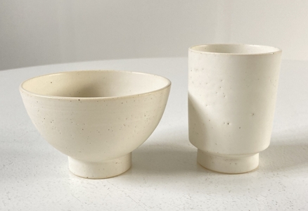 常滑焼 飯碗湯呑セット（Matte White） お茶碗 茶碗 湯呑 2個セット 白 白色 ホワイト かわいい 可愛い オシャレ シンプル カラーバリエーション豊富 陶器 食器 伝統工芸品 手作り 常滑焼 TOKONAMESTORE 山源陶苑 愛知県 常滑市