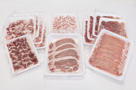 知多ポークバラエティーセット 便利な小分け 知多ポーク 自社ブランド 豚肉 焼き肉 焼きそば 炒め物 とんかつ しゃぶしゃぶ 焼肉 豚バラ 豚ロース 豚肩ロース 豚モモ うす切り 豚小間切れ とんとことん 知多ピッグ ブランド豚 豚 農場 農場直営 愛知県産豚肉 国産 常滑市 ふるさと納税