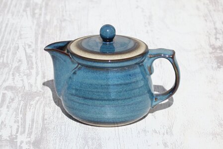 常滑焼　盛正窯　広口ブルーポット　セラメッシュ（陶製茶こし）| 常滑焼 急須 シンプルデザイン おしゃれ 焼き物 特産品 贈り物 プレゼント とこ販 茶器 和食器 陶器 陶磁器 ティーポット キッチン用品 キッチン雑貨 日本製 食器 紅茶 日本茶 愛知県 常滑市