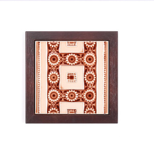 オリジナルミントンタイル 額装（こげ茶）＋冊子「ミントンのタイル-千変万化の彩り」 ヴィクトリアンタイル 常滑焼 タイル INAX 陶器 焼き物 インテリア 飾り おしゃれ 額入り プレゼント ギフト 冊子付 ポストカード ミントン社 ヨーロッパ 絵タイル レトロ 日本六古窯 雑貨 愛知県 常滑市