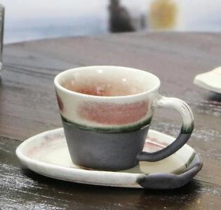 信楽焼 ラズベリーコーヒーカップ＆ソーサー 陶器