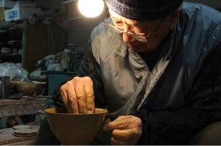 【シガリズム体験】信楽焼 伝統工芸士 奥田英山氏より直接指導が受けられる 作陶体験