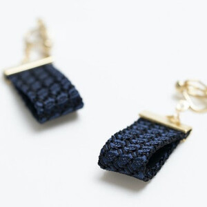 イヤリング ガルザイヤリング 【ダークネイビー】 アクセサリー シルクのイヤリング クスカ シルクのアクセサリー