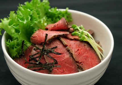 国産牛のローストビーフ 240g スライス 冷凍 ギフト ローストビーフ