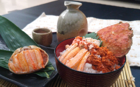 セコガニ田舎煮(子持ち蟹みそ煮込み)と甲羅盛りセット