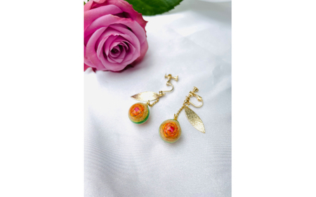 M405　毬玉イヤリング「紀州橙」