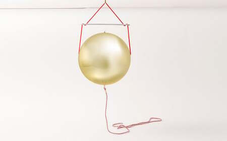 ビッグなお祝いくす玉 × 1個 20cm くす玉 お祝い 誕生日祝い 誕生日 バースデー パーティー イベント くすだま【えひめの町（超）推し！（鬼北町）】（680）