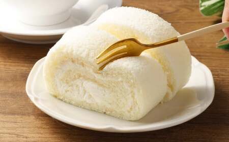 白壁ロール 1本 お菓子 菓子 スイーツ ロールケーキ ケーキ 米粉 冷凍 【えひめの町(超)推し!(内子町)】 (487)