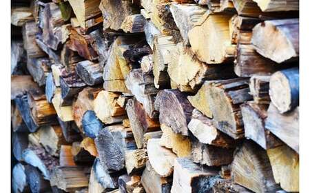 薪(広葉樹 ミックス)約14kg×2箱 計約28kg 長さ約30cm まき 木 木材 薪ストーブ ストーブ 薪割り 割り薪 アウトドア キャンプ キャンプ用品 焚き火 焚火 暖炉 ディスプレイ インテリア 乾燥 国産 愛媛県 松野町【えひめの町(超)推し!(松野町)】(289-1)