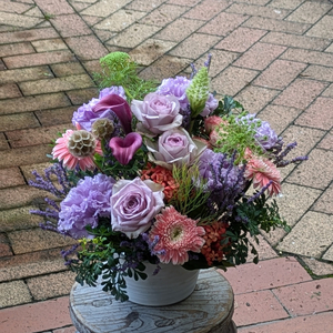 季節のフラワーアレンジメント[142F02]