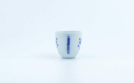 【ロマ佐賀】【有田焼】見込牡丹 マグカップペア / 焼物 コップ マグカップ 焼き物 / 株式会社まるぶん [41APCD012]