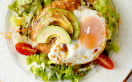 幸せ有っ田け！ジャポネソースふわふわ煮込みハンバーグ 計920g（4個入） / 佐賀県 / 西洋食堂信 [41APAA009]