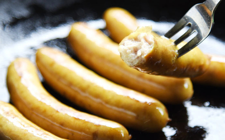 本間農園の平飼い親鳥肉使用！ソーセージ2種食べ比べセットB（ウィンナー30本、フランクフルト12本） / 佐賀県 / 本間農園 [41AJAA016]