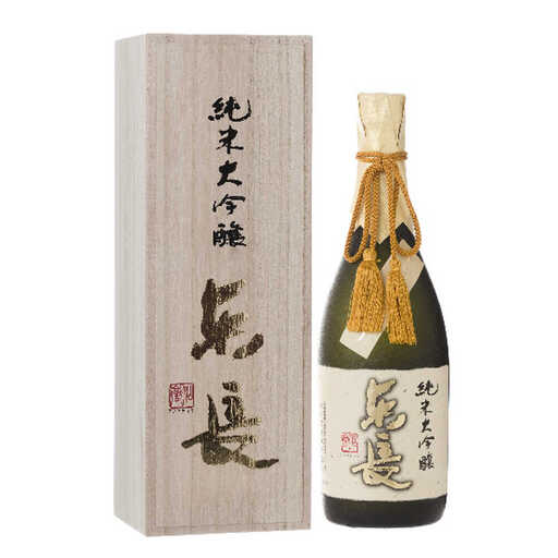 【全6回定期便】東長 贅沢飲み比べセット 3種（純米大吟醸 東長 しずく搾り・大吟醸 東長 しずく搾り・大吟醸 東長）720ml（各1本） / 佐賀県 / 瀬頭酒造株式会社 [41AIAD099]