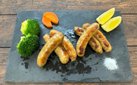 生チキ（みつせ鶏生ウインナー）人気2種セット（プレーン・ナンコツ）計10本（各40g×5本入） / 佐賀県 / 旬菜舎さと山 [41AABM047]