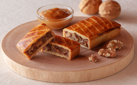 キャラメル餡の胡桃トルテ（4個入） / 佐賀県 / 小嶋や [41AEAN027]