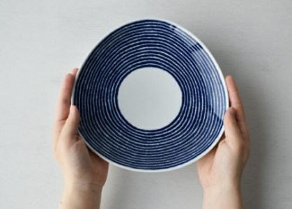 【波佐見焼】φ２０.５×３.５cm多用皿５枚組藍染駒筋 【西海陶器】 ５　32564