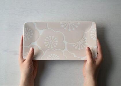 【AB1165】【波佐見焼】25×１３.５ｃｍの長角皿3枚組　はふり 梅柄桃 【西海陶器】3 19233