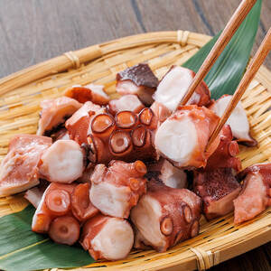 タコのぶつ切 (計750g) 魚介 たこ タコ 蛸 真蛸 小分け 国産 ボイル カット たこ焼き からあげ から揚げ 唐揚げ おかず おつまみ 海の幸 【opar004】【磯武】