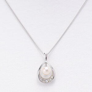 アコヤ真珠 ペンダント (6mm珠・チェーン40cm) 真珠 パール アクセサリー フォーマル パーティー ギフト プレゼント 【opbn008】【オーハタパール】