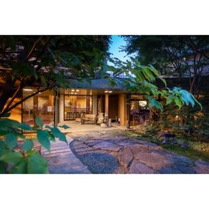 湯の風HAZU「奥三河ブランド牛味比・和懐石ふるさと宿泊プラン ペア券」【1281121】