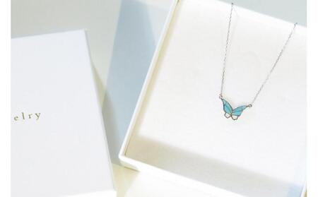 【七宝】小さな蝶のペンダント SV（チェーン40cm） - ギフト包装付き -