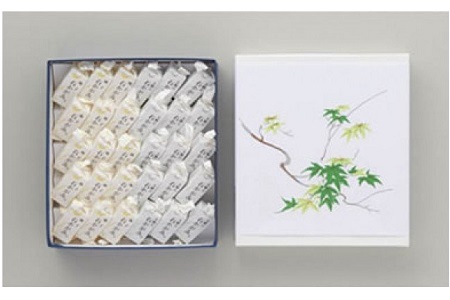 創業明治43年 御菓子司『常川屋』 石かがみ 30ヶ入り // 菓子　お菓子