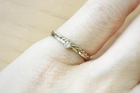 【セットで楽しむ】誕生石リング＆ねじねじリング（K10）