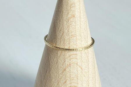 K18 極細スジ リング（ハンドメイド）【1号】