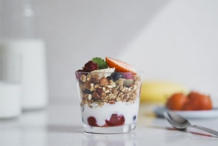 パティシエ監修 蜂蜜バター・グラノーラ 600g (120g×5P) // グラノーラ グラノーラ600g