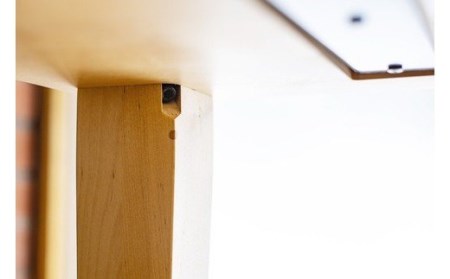 しもかわ広葉樹・オーダーメイドテーブル「シラカバ」（幅：90～120cm／奥行き：20～60cm／厚み：2.7cm／高さ：70cm） F4G-0103