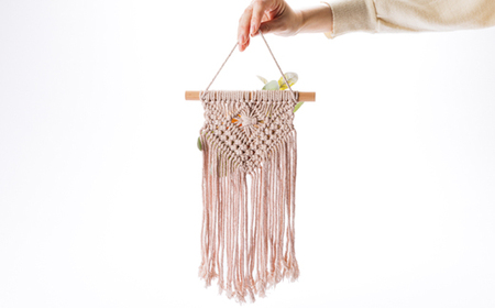 イチジク色したマクラメのフラワータペストリー【1603186】