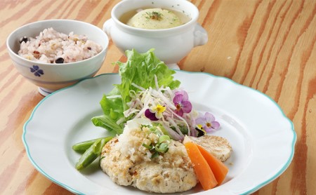 農家レストランたまねぎランチ食事券1名様