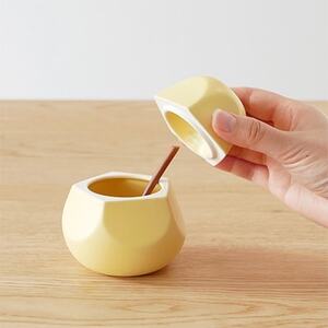 洋梨の形のシュガーポット poire ル・レクチェ　【ttyokzk ceramic design】_雑貨・日用品  キッチン用品 _【1096311】