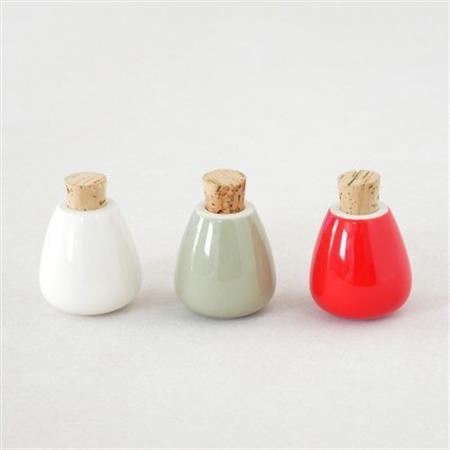 スパイスケース　swing 3個セット C (白、鶯、紅)_雑貨・日用品  キッチン用品 _【1279371】