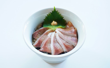 赤酢のすし酢　あぐいのあかすしす　500ml　2本セット ／ 酢 酒かす酢 コクのある甘 さ やさしい 酸味 まろやか 旨味 すし飯 酢の物 南蛮漬け 愛知県 No.222