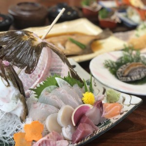 まるは本館(豊浜漁港前)のお食事券 3000円分