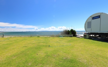 【ビーチフロント】【知多半島　美浜町】　トレーラーハウス　ペア宿泊券　素泊まり