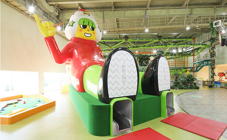 おやつタウンで利用できる【おやつタウンマネー2000円分】 [ チケット 利用券 体験 観光 旅行 遊ぶ ベビースターラーメン オリジナル 関西 ] 入場券 優待券 体験チケット 