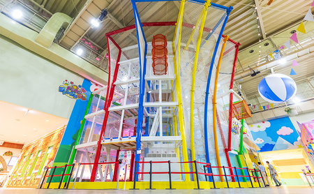 おやつタウンで利用できる【おやつタウンマネー2000円分】 [ チケット 利用券 体験 観光 旅行 遊ぶ ベビースターラーメン オリジナル 関西 ] 入場券 優待券 体験チケット 