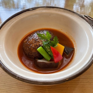 ハンバーグ 三種の煮込みハンバーグセット 煮込み ひき肉 挽肉 合い挽き デミグラスソース 温めるだけ 豚肉 牛肉 松阪豚 松阪牛 ブランド セット 食べ比べ 冷凍 国産 津市 三重県