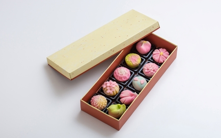 【スイーツ】ずーっと、眺めていたくなりますが、お早目にお召し上がりください。「夢菓子工房ことよ」季節の練り切り菓子 春篇10個